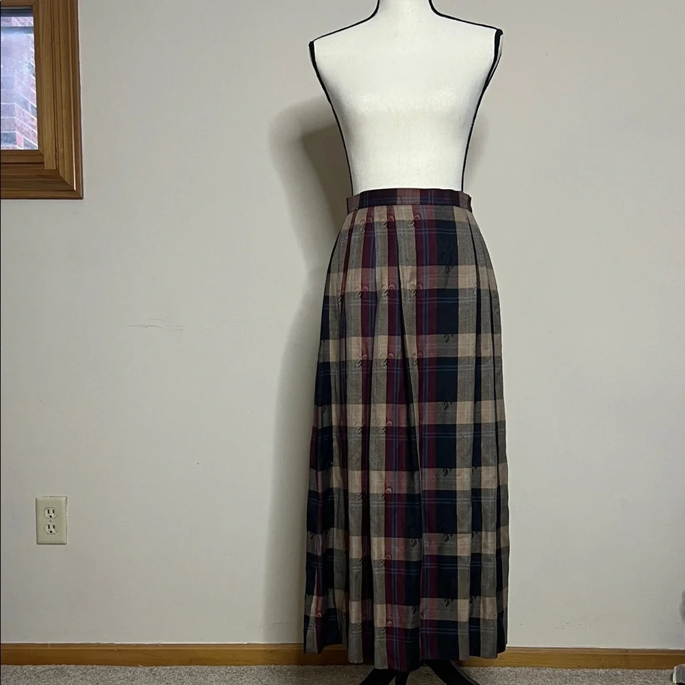🗝️📞📠👵📜✒️Very Vintage Women’s Plaid Midi Skirt in Navy, Beige & Burgundy